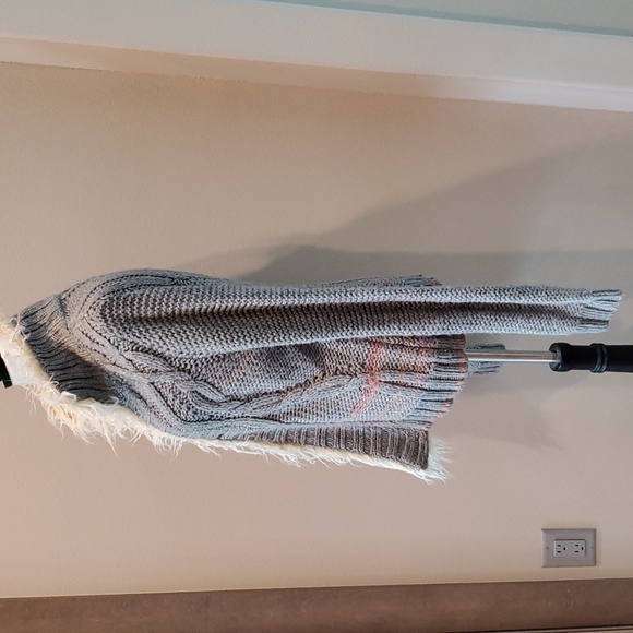 Free People Sweater - Picture 3 of 11